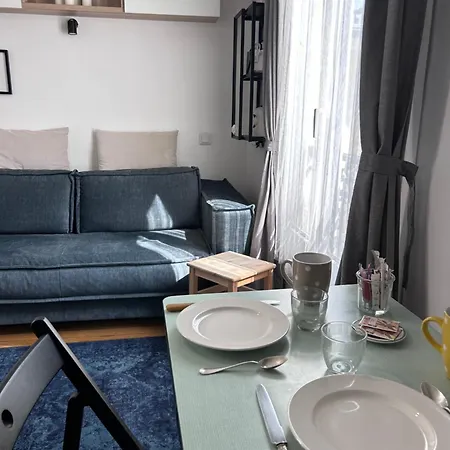 Apartment Charmante Studette 5e *